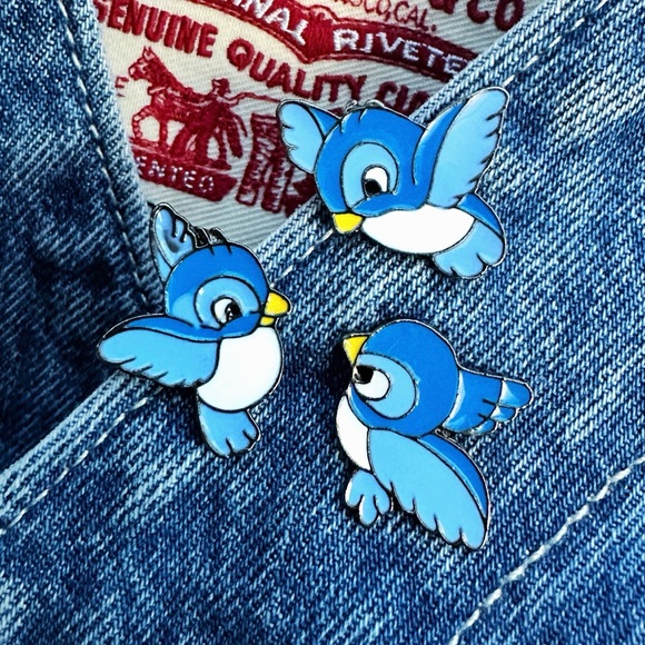 Cinderella Enamel Pin’s — Disney Blue Birds - Picture 3 of 5